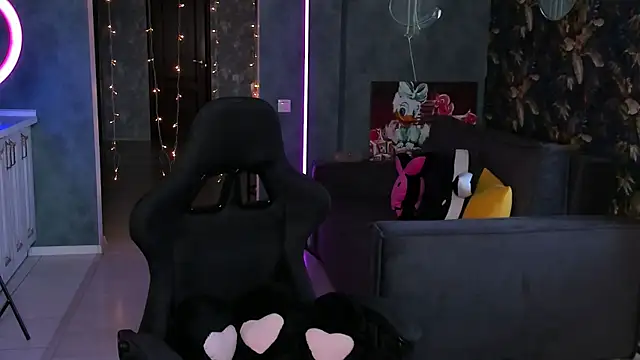 Blckmirrorr online show from September 10, 2025, 10:03 am