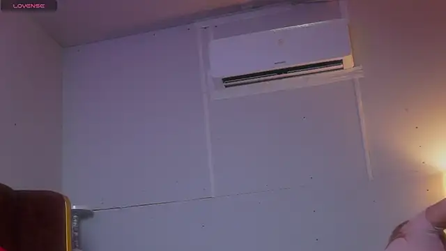 laybunny1 online show from June 4, 2026, 4:44 pm