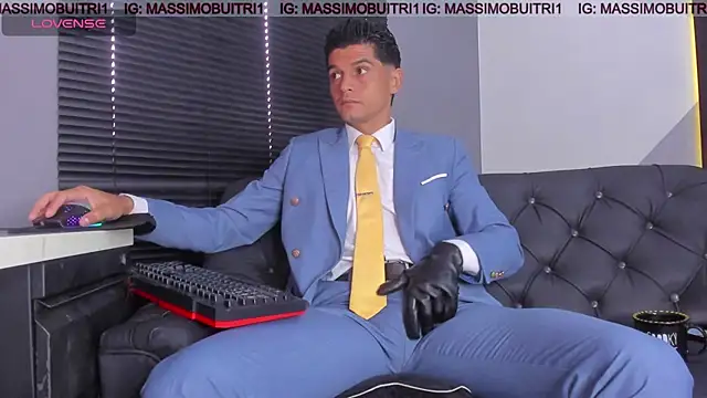 massimo g online show from July 24, 2026, 12:23 pm