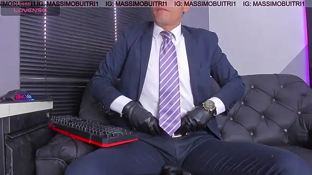 massimo g online show from July 23, 2026, 1:41 pm