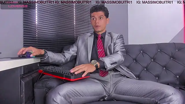 massimo g online show from July 4, 2026, 1:26 pm