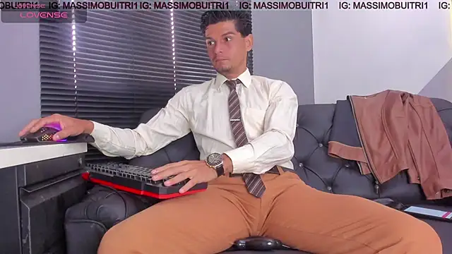 massimo g online show from July 15, 2026, 1:40 pm