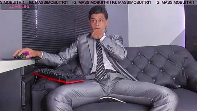 Snapshot of massimo_g chatting on May 9, 2026, 12:30 pm massimo g online show from May 9, 2026, 12:30 pm