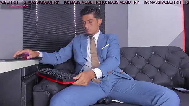 Snapshot of massimo_g chatting on June 8, 2026, 12:16 pm massimo g online show from June 8, 2026, 12:16 pm