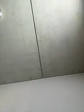 BedroomBullyX5 online show from January 29, 2025, 11:41 am