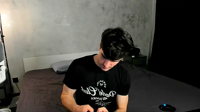 sam huston online show from July 7, 2026, 6:22 pm