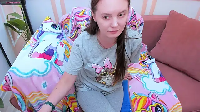 JannaVerdi  online show from July 11, 2026, 6:46 am