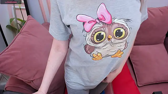 JannaVerdi  online show from September 30, 2025, 6:41 am