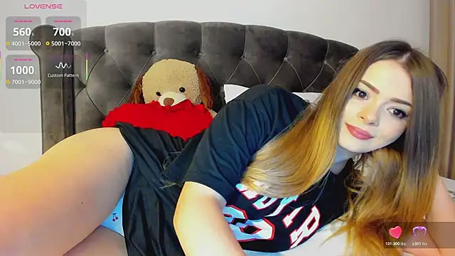 Kailynn Moenn online show from February 4, 2026, 9:32 pm