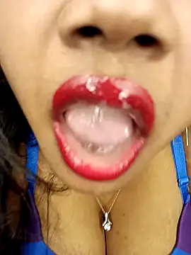 Hotlisa online show from February 12, 2025, 4:12 am