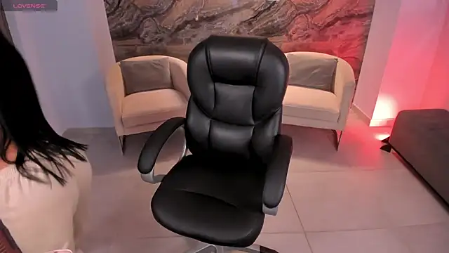 MileyCruz  online show from October 3, 2025, 8:54 pm