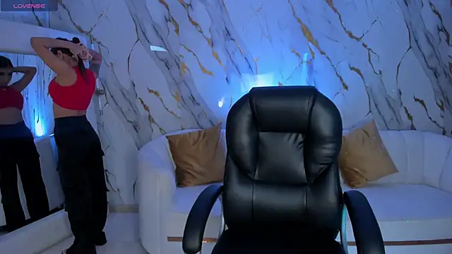 DannaCruz online show from January 10, 2026, 6:58 pm