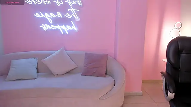 BiancaPierce online show from March 4, 2026, 11:51 am