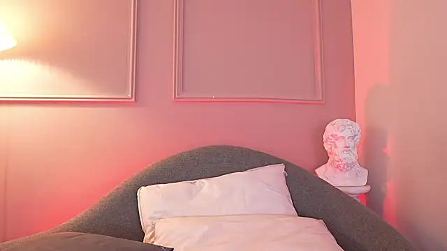 Paulah x online show from February 11, 2026, 7:36 pm