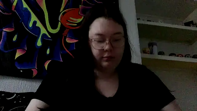 Sexycurvyemilyy online show from February 3, 2026, 2:00 pm