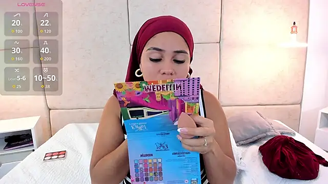 Snapshot of abby_gibson chatting on March 6, 2026, 7:09 pm abby gibson online show from March 6, 2026, 7:09 pm