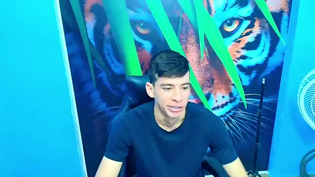 DEIBY BABY online show from September 19, 2025, 5:39 pm