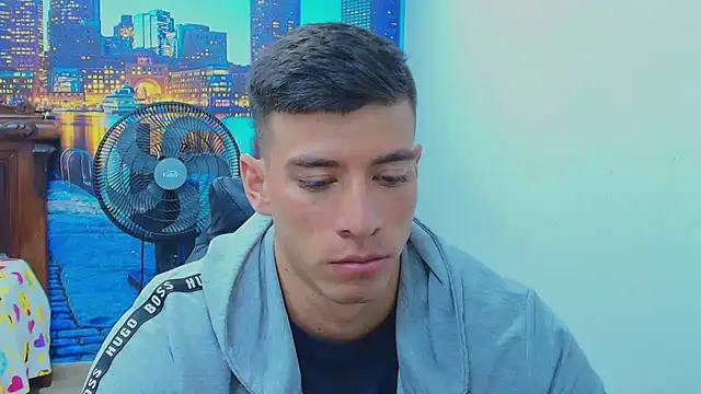 DEIBY BABY online show from November 13, 2025, 3:38 pm