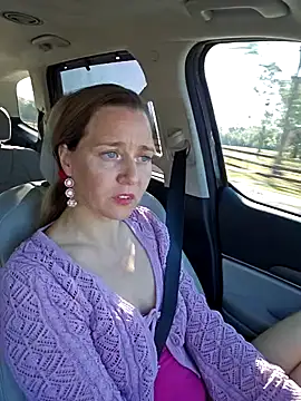 SkyelarSommer online show from February 9, 2026, 2:59 pm