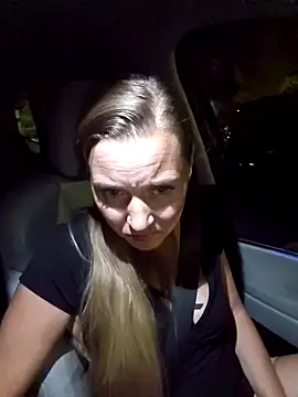 SkyelarSommer online show from March 15, 2026, 1:23 am