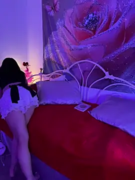 DominiqueX0 online show from February 13, 2026, 5:51 am