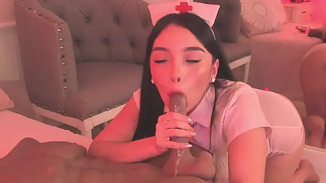 Snapshot of Victoria_Watsson chatting on October 17, 2025, 12:40 pm Victoria Watsson online show from October 17, 2025, 12:40 pm