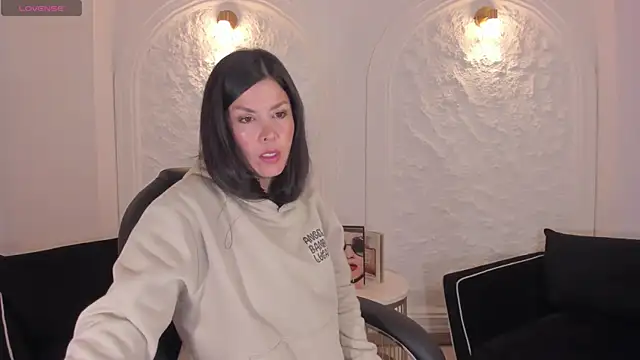 SunnyRivers online show from December 21, 2025, 11:23 am