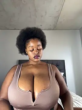 KnockoutBestie online show from March 7, 2025, 8:02 am