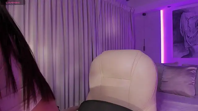 Snapshot of nathalie_rivers chatting on December 1, 2025, 11:22 am nathalie rivers online show from December 1, 2025, 11:22 am