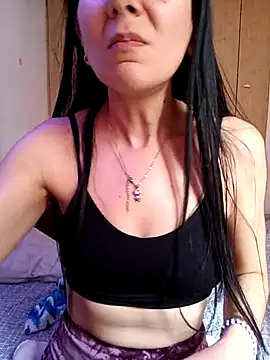 LissaThompsom online show from March 21, 2025, 7:57 pm