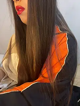 Mayacrayzi online show from February 5, 2025, 9:25 am