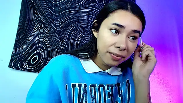 AmyOlimpo online show from July 8, 2026, 10:32 pm