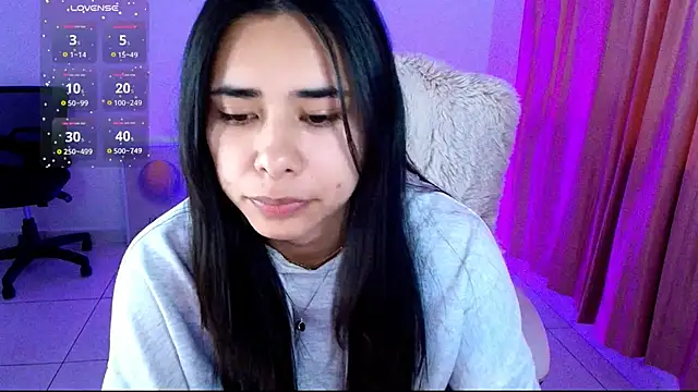 AmyOlimpo online show from November 21, 2025, 5:28 am