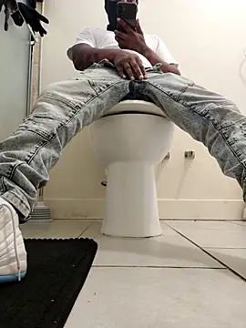 Annonymous607 online show from October 4, 2025, 10:00 pm