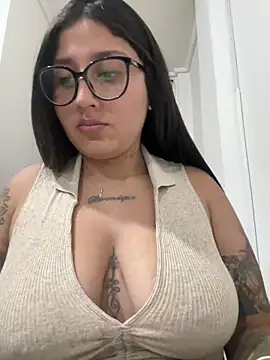 croftsmila online show from October 25, 2025, 11:05 pm