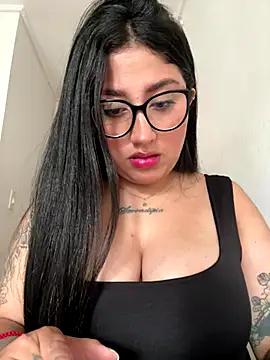 croftsmila online show from December 21, 2025, 3:25 pm