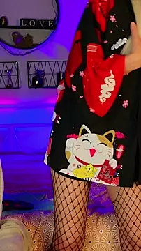 Kittychatte online show from May 10, 2026, 12:42 pm