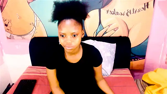 EroticDesiresxxx online show from September 30, 2025, 4:35 pm