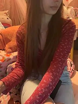 LaPetitechienne1 online show from March 18, 2025, 12:30 am