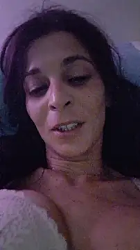 patatinahot87 online show from July 17, 2026, 3:42 pm