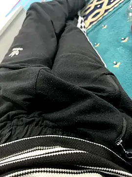 Aden P2 online show from December 1, 2025, 9:26 pm