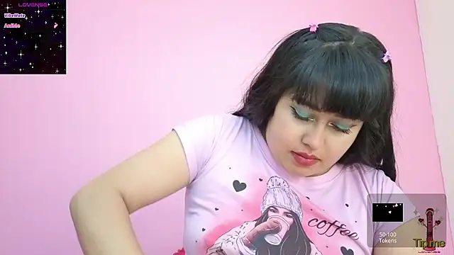 Snapshot of altheamoore chatting on March 9, 2026, 4:05 am altheamoore online show from March 9, 2026, 4:05 am