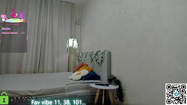 Snapshot of Milf_Tea chatting on March 19, 2026, 1:27 am Milf Tea online show from March 19, 2026, 1:27 am