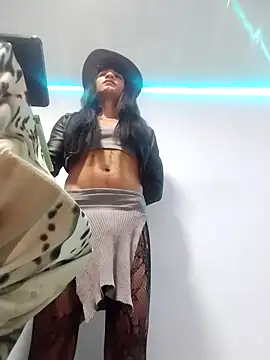 latintransbigcum online show from September 21, 2025, 3:39 pm