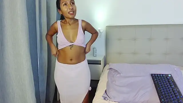 bl4ckdoll  online show from March 13, 2025, 11:16 pm