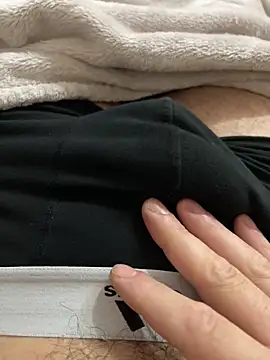 MoochedTape online show from September 28, 2025, 8:32 am