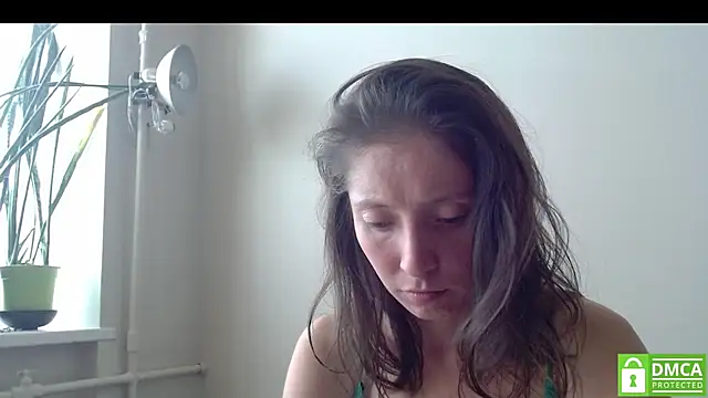 Sophi Cute online show from September 25, 2025, 12:33 pm