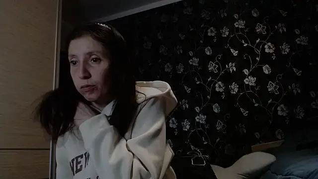 Sophi Cute online show from December 20, 2025, 1:47 pm