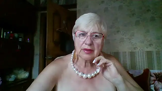 SweetCherry27 online show from July 9, 2026, 5:01 pm