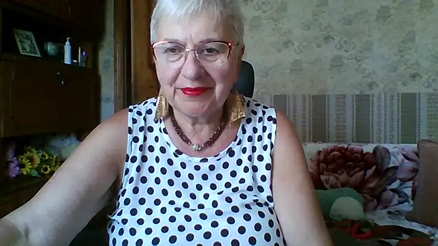 SweetCherry27 online show from July 31, 2026, 10:47 am